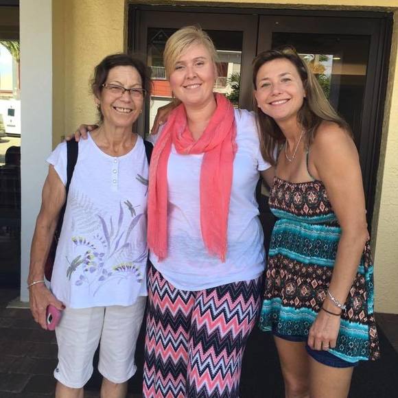 Meet your Posher, Dolas - Picture 1 of 1